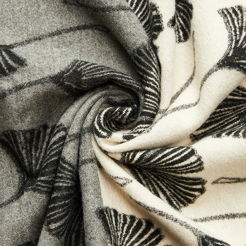 EQUIPMENTELEGANT Knit Scarves Women's-3