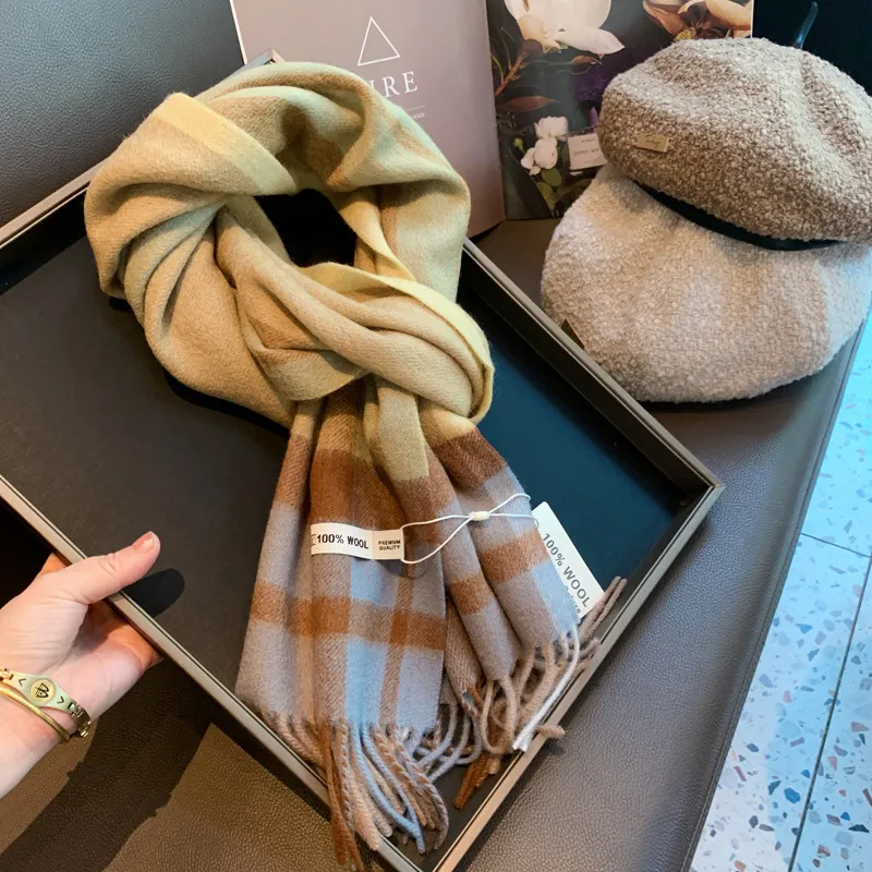 EQUIPMENTELEGANT Knit Scarves Women's-3