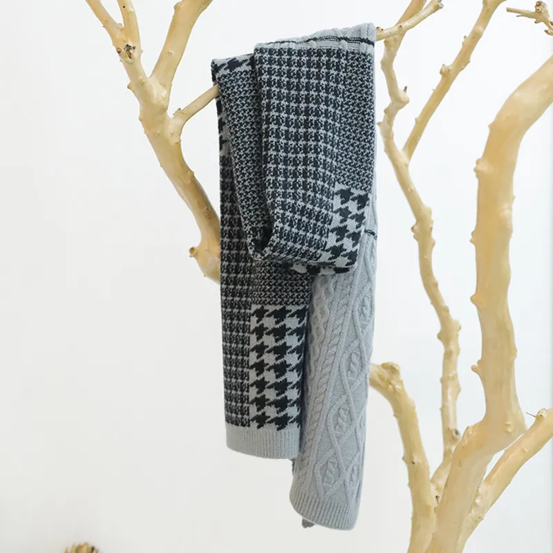 EQUIPMENTELEGANT Houndstooth Scarf Unisex-12