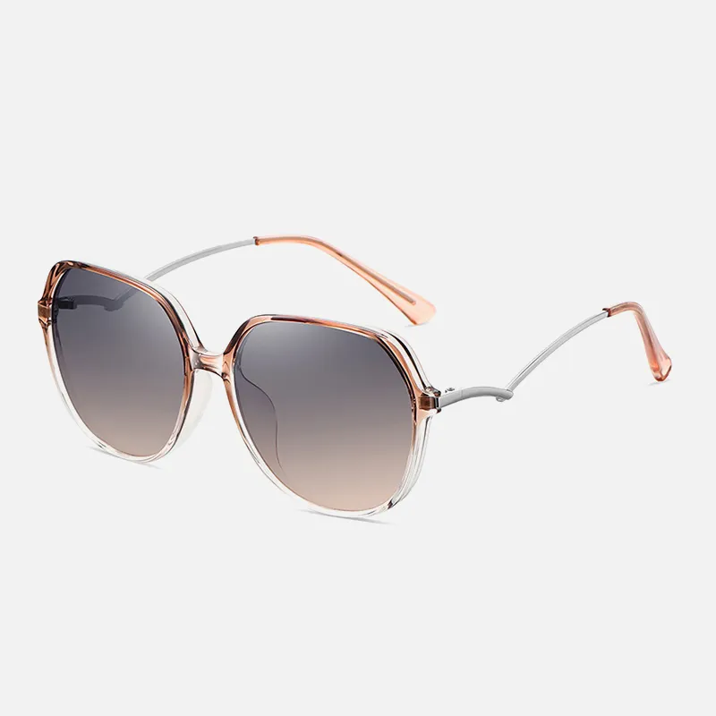 EQUIPMENTELEGANT Round Sunglasses Unisex-13