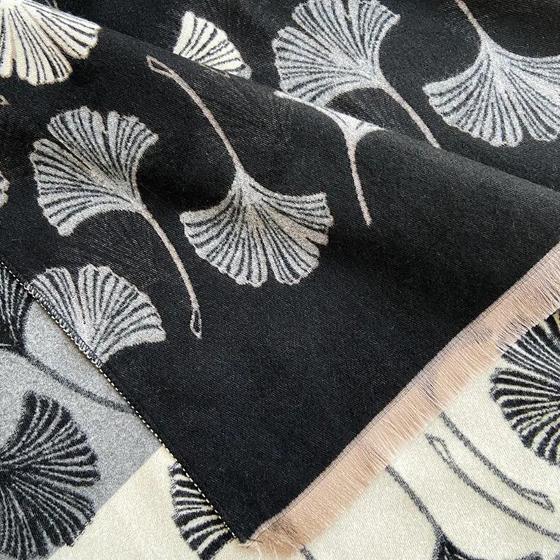 EQUIPMENTELEGANT Knit Scarves Women's-2