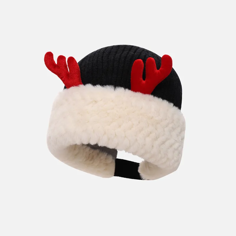 EQUIPMENTELEGANT Plush Knitted Hat Women's-1
