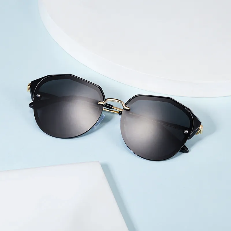EQUIPMENTELEGANT Irregular Shape Sunglasses Unisex-4