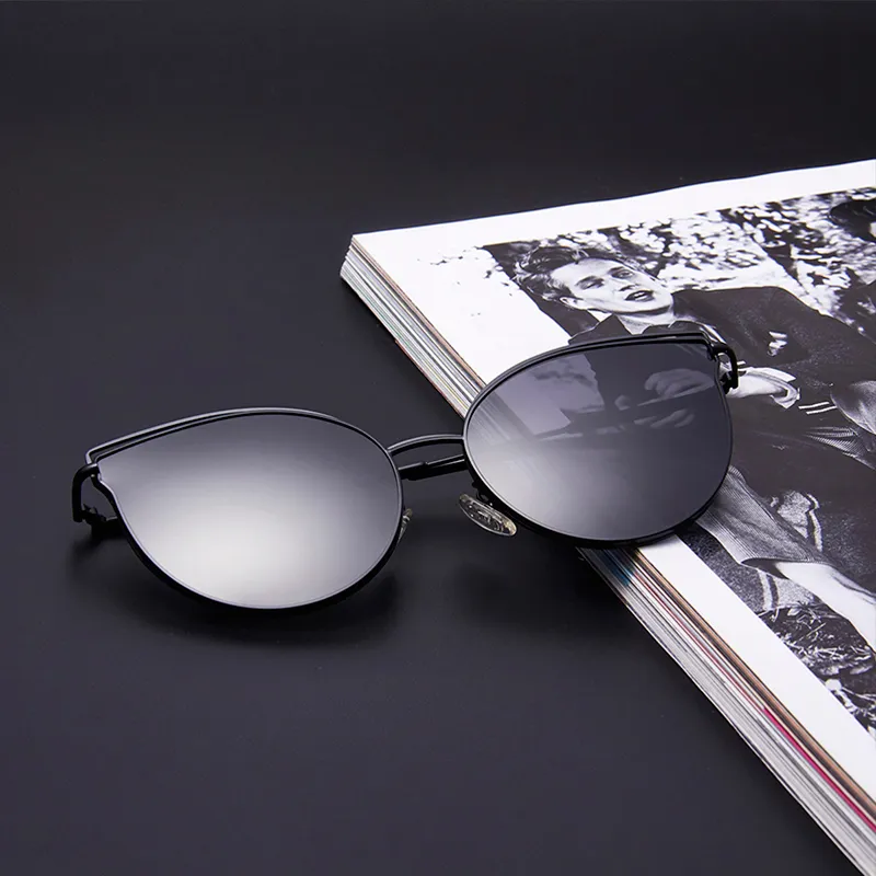 EQUIPMENTELEGANT Butterfly Sunglasses Unisex-2