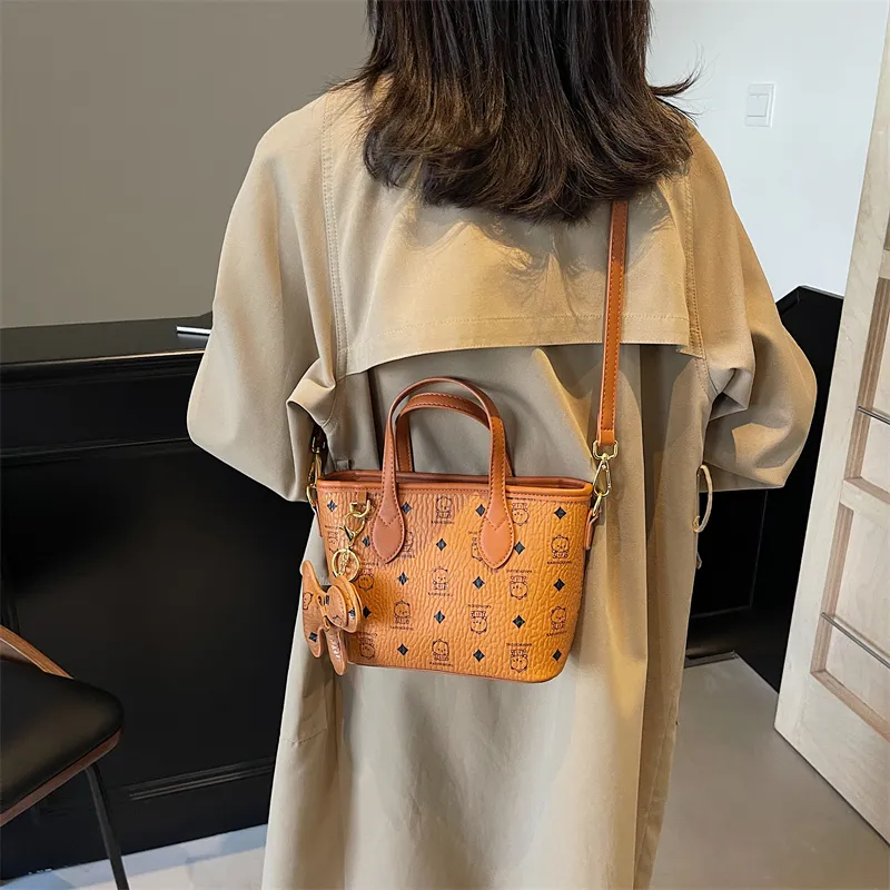 Bueno PU Basket Bag, Crossbody Bag, One Shoulder Handbag Women's Pink/Brown/Black/White & Brown/White & Black-5