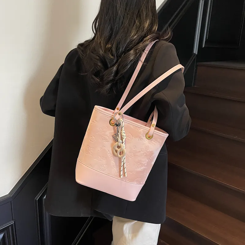 SURELAPTOP Pu Shoulder Bag Regular Women's Multicolor-19