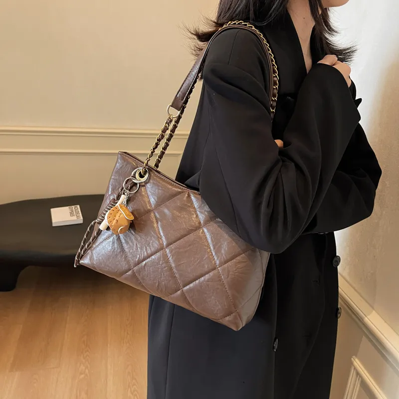 SURELAPTOP PU Shoulder Bag Regular Women's Ecru/Black/Coffee-17