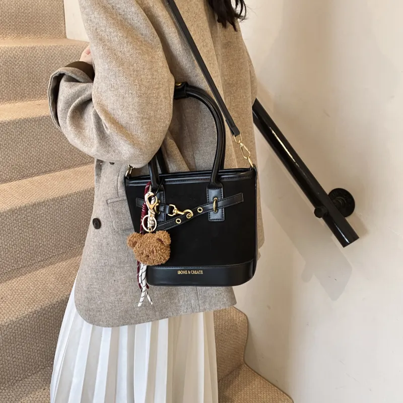 SURELAPTOP PU Handbag Regular Women's Multicolor-10