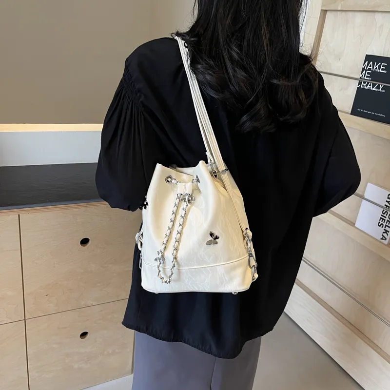 SURELAPTOP PU Backpack Shoulder Bag Regular Women's Black/Ecru/Silver/Green-17