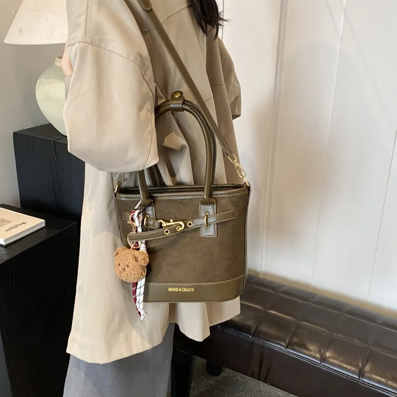 SURELAPTOP PU Handbag Regular Women's Multicolor-18