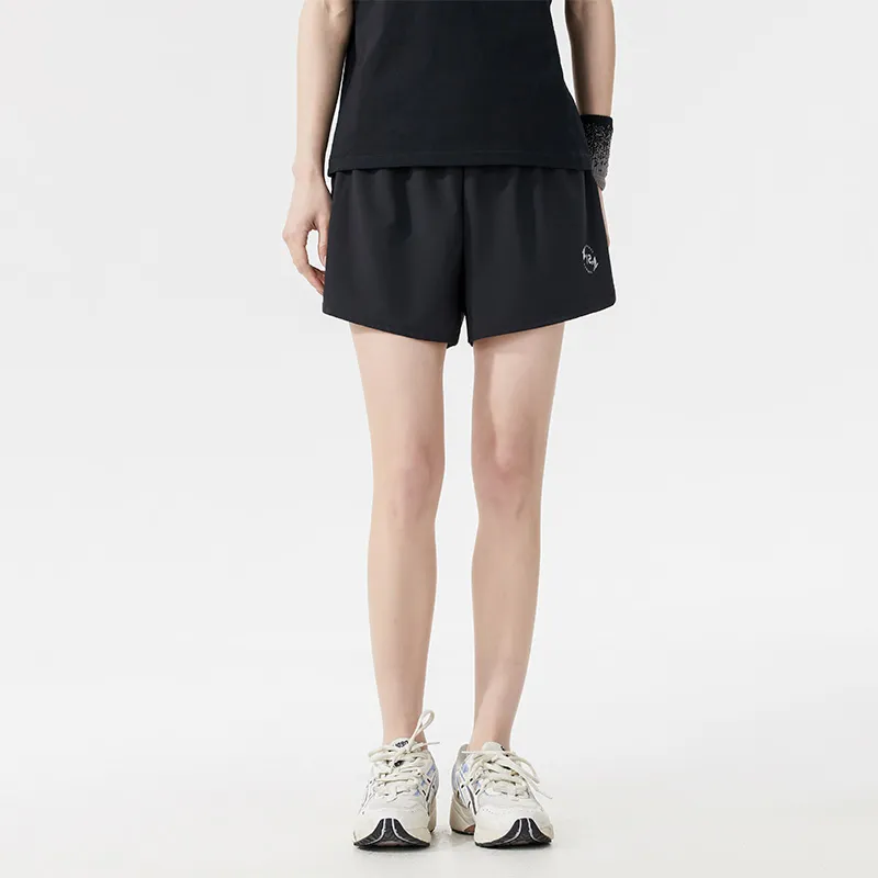 361° Casual Shorts Women's Super Black-5