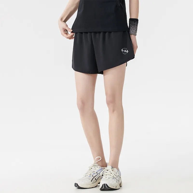 361° Casual Shorts Women's Super Black-4