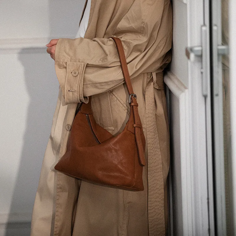 VENOF Cow Leather Shoulder Bag Medium Size Women's Light Tea Brown/Rock Desert Black/Vintage Red-6