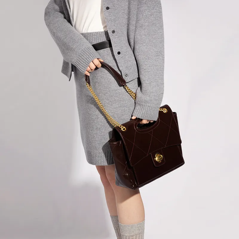 VENOF Cow Leather Niche Elegance One Shoulder Handbag Women's Menor Red/Tafish Black-6