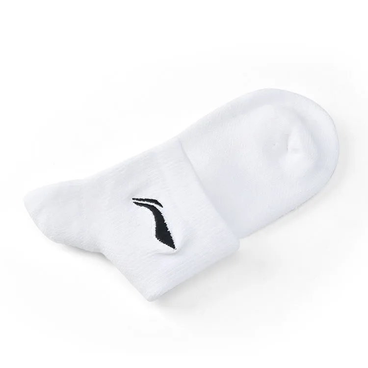 LiNing Mid Calf Socks Unisex White-3