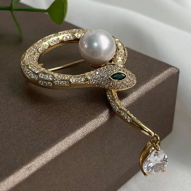 PEARL QUEEN Freshwater Pearl Brooches Unisex-4