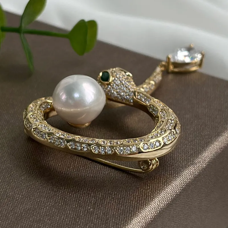 PEARL QUEEN Freshwater Pearl Brooches Unisex-2