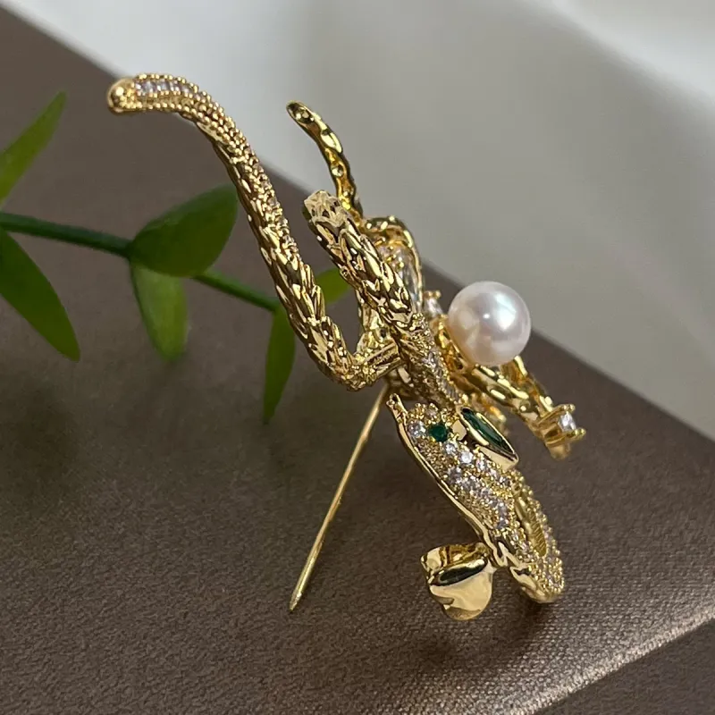 PEARL QUEEN Freshwater Pearl Brooches Women's-2