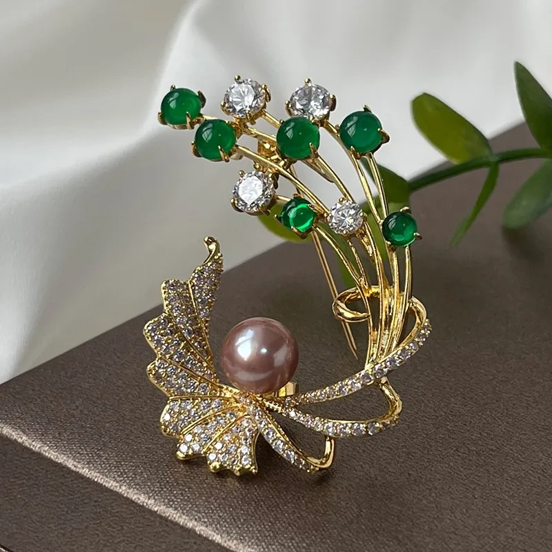 PEARL QUEEN Freshwater Pearl Brooches Women's-1