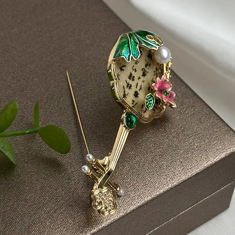 PEARL QUEEN Freshwater Pearl Brooches Women's-5