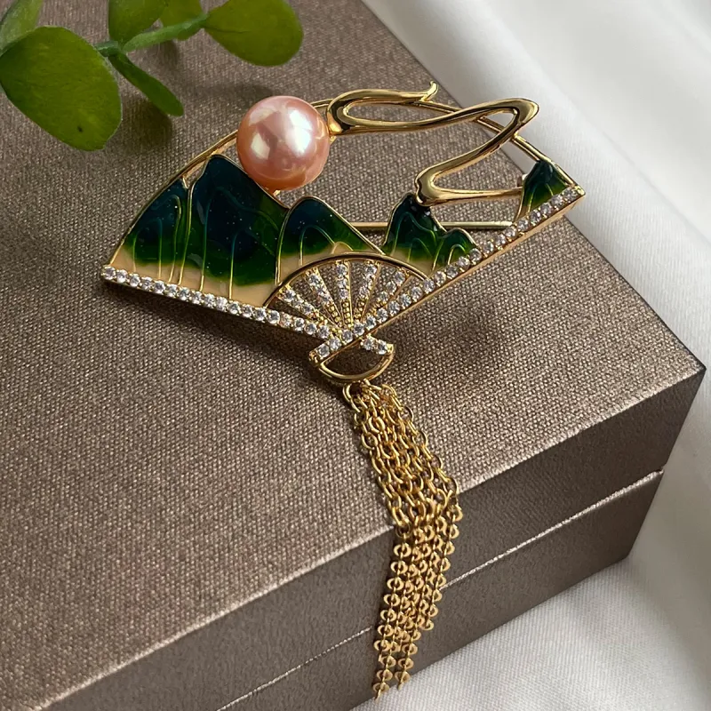 PEARL QUEEN Freshwater Pearl Brooches Unisex-4