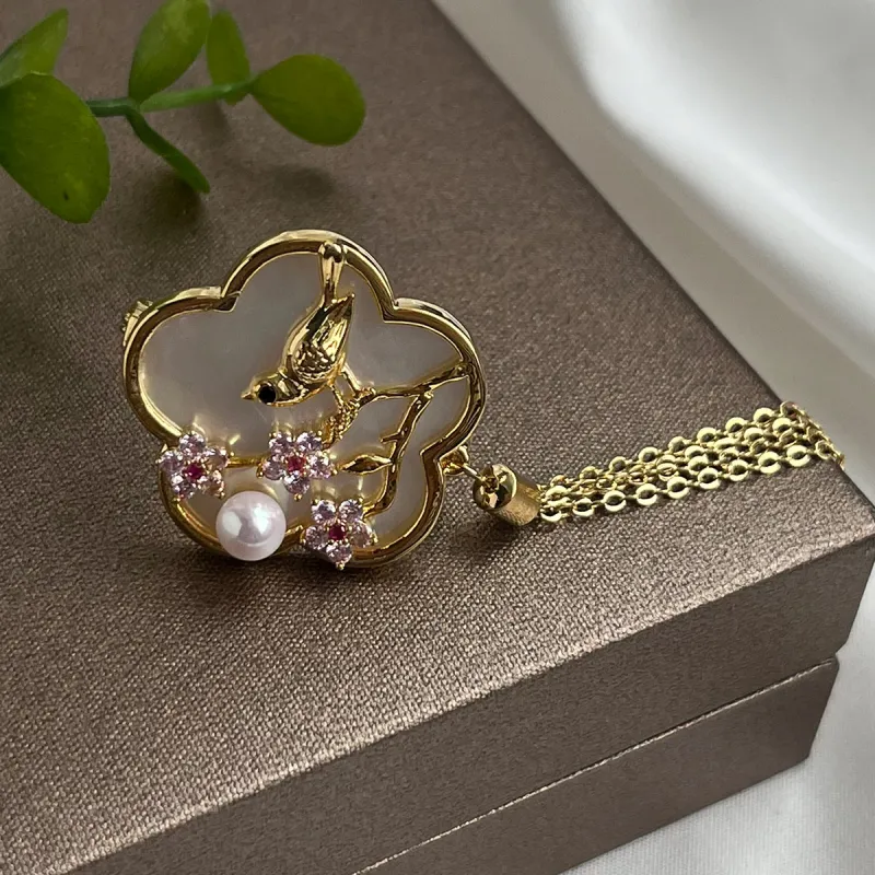 PEARL QUEEN Freshwater Pearl Brooches Women's-2