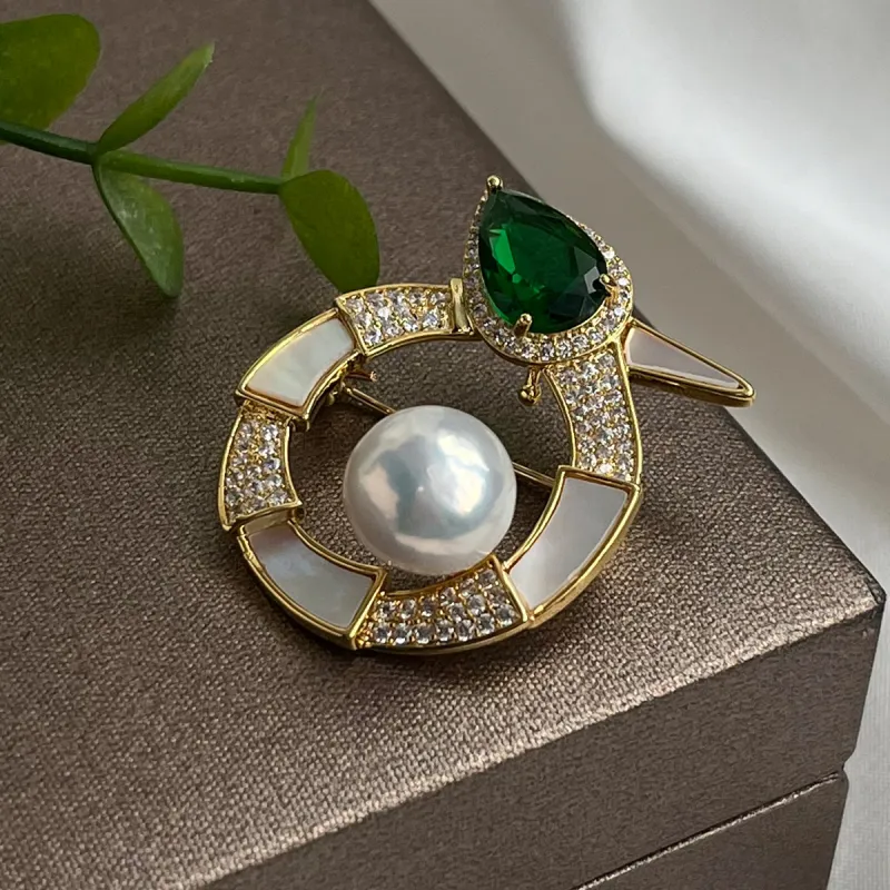 PEARL QUEEN Freshwater Pearl Brooches Unisex-2
