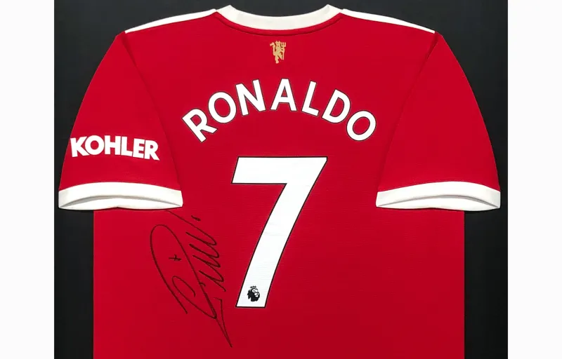 Huayitaojin Manchester United Football Fan Supply EM Henley Officially Signed Company Certificate-2