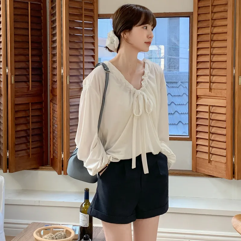 Fstudio Early Spring Korean Style Loose Fit V Neck Lightweight Long Sleeved Base Shirt Women's Beige-5