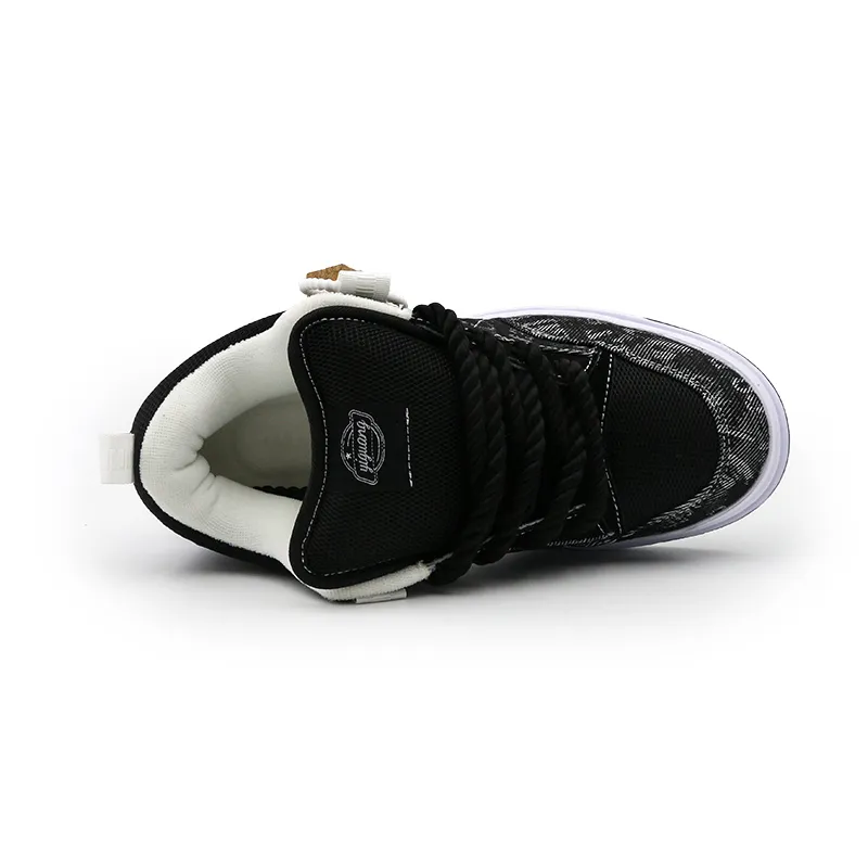 I'm Shopping Breathable, Supportive, Slip Resistant Low Top Skateboard Shoes Unisex Black-4