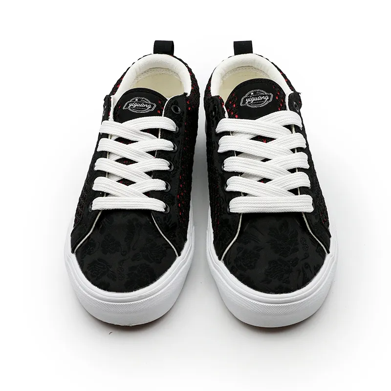 I'm Shopping Abrasion Resistant Balance Breathable Low Top Skateboard Shoes Unisex Black Red-3