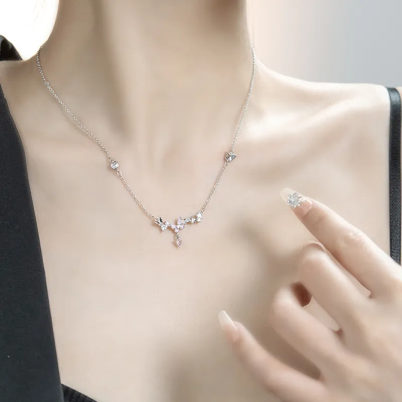 YINCHIE Niche Butterfly Versatile Female Friend Necklaces Women's Box-4