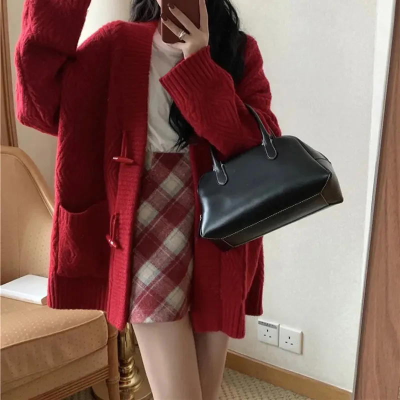 Adeworn Knitwear Women's Red-3