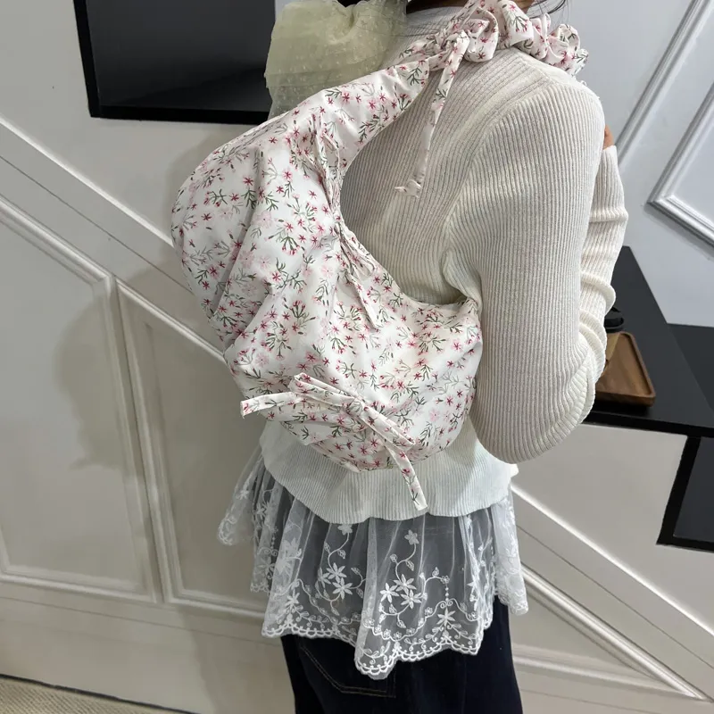 PULUWIRR Nylon Shoulder Bag Women's Multicolor-21