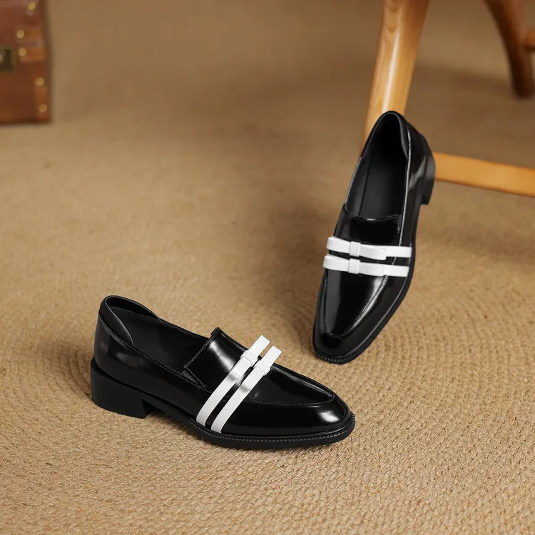 Yeezyy Reezy Loafers Women's Black/Ecru/Christmas Red-4
