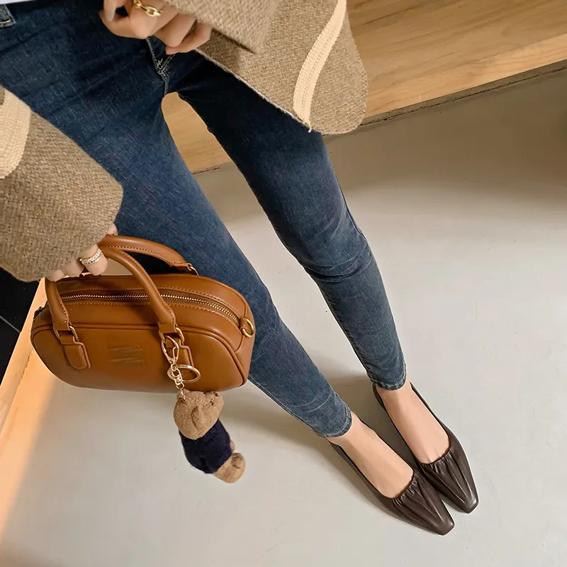 Casual Essentials Unlined Shoes Women's-8