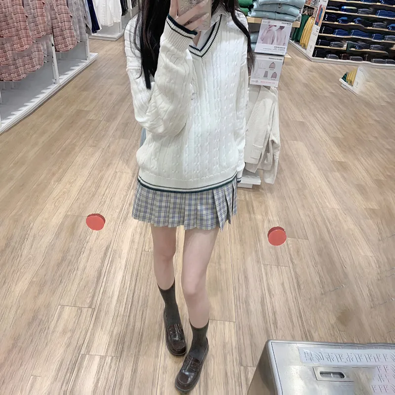 Tokyo Season Sweaters Women's-11
