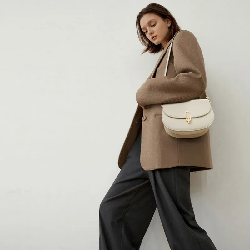 Old Man's Head Cow Leather One Shoulder Bag, Handheld Crossbody Bag Regular Women's Cream White / Knight Black-2