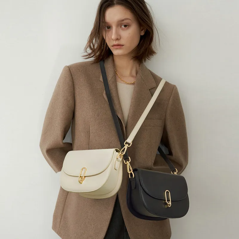 Old Man's Head Cow Leather One Shoulder Bag, Handheld Crossbody Bag Regular Women's Cream White / Knight Black-1