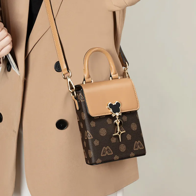 Old Man's Head Synthetic Leather One Shoulder Handbag, Crossbody Bag Women's Coffee Apricot-1