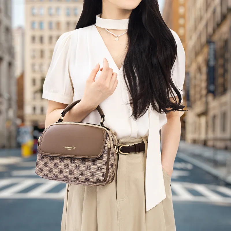 Old Man's Head Pvc Portable Small Bag Shoulder Bag, Crossbody Bag Women's Khaki-4