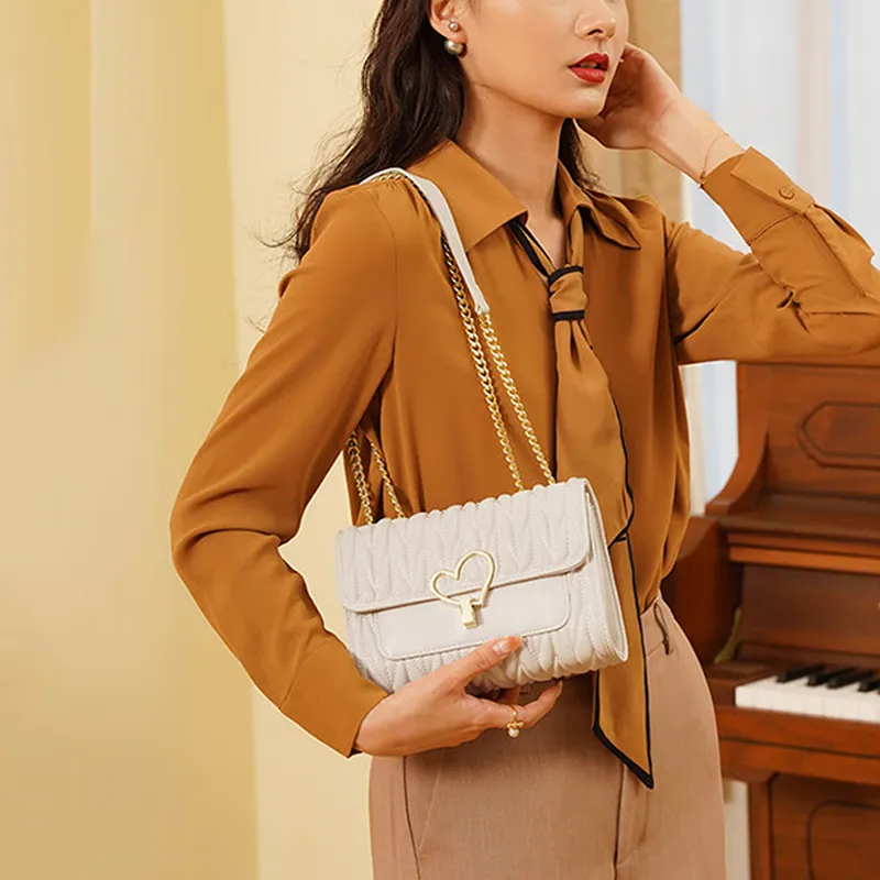 Old Man's Head Cow Leather Chain Crossbody Bag Regular Women's Elegant White-1