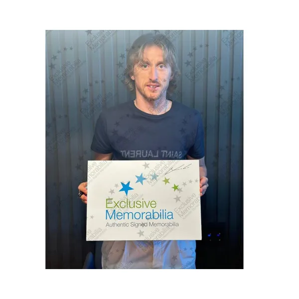 Three For Luka Modrić Autographed Signature Real Madrid 2022 23 Season Jersey EM Certificate Deluxe Framed-6