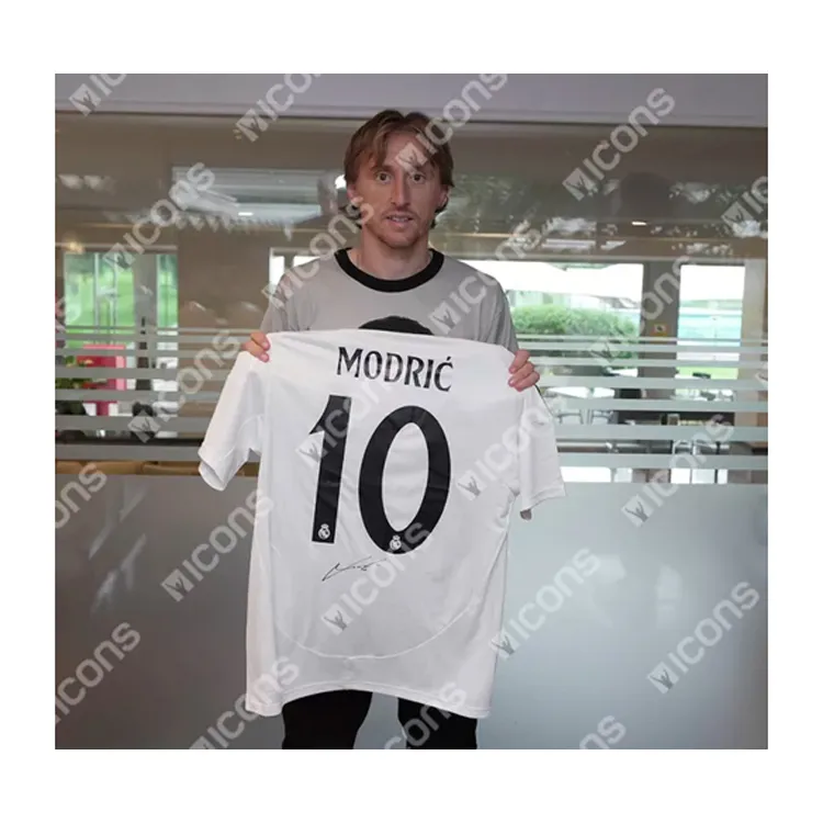 Three For Real Madrid Team Jersey Icons Certificate, Deluxe Mounting Unisex-3