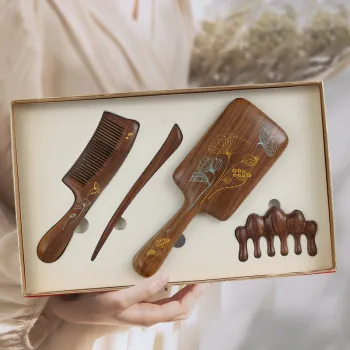 Lang Wind Natural Walnut Wood Massage Head Comb Comb Gift Box Straight Hair