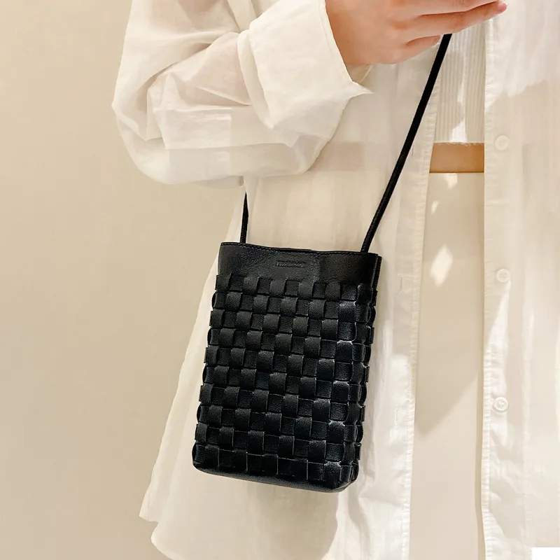 Miao Di Crossbody Bags-1