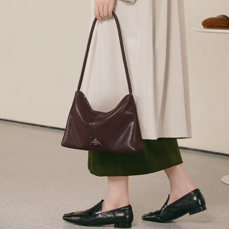 Miao Di Shoulder Bags Vintage Brown-3