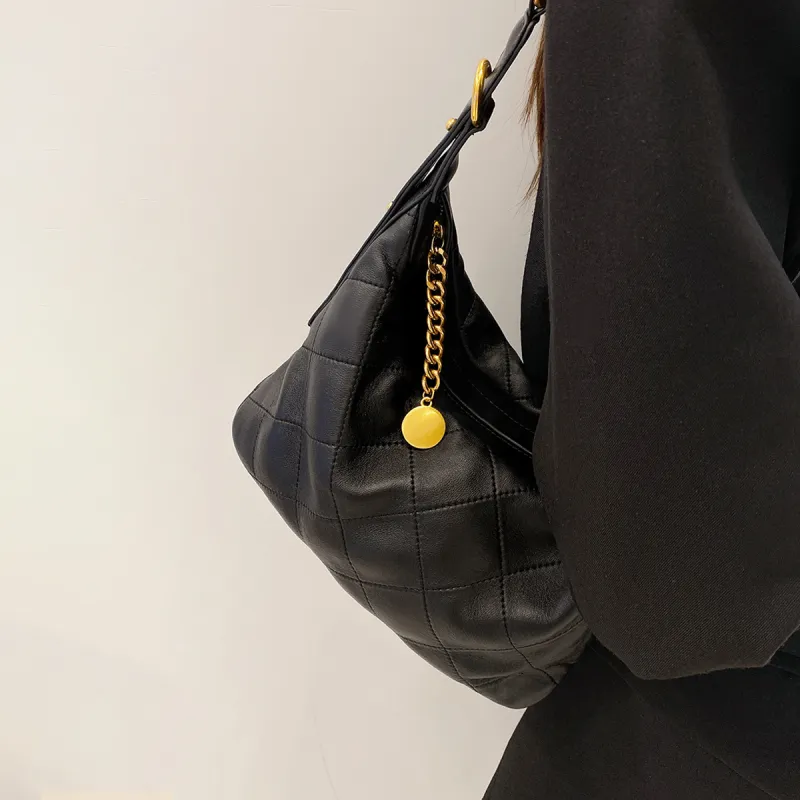 Miao Di Shoulder Bags-4