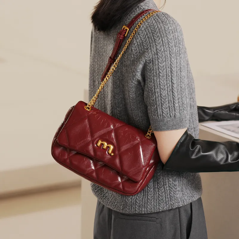 Miao Di Shoulder Bags Burgundy Red-1