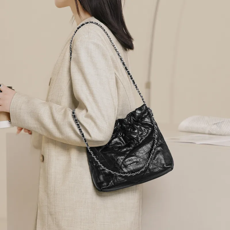Miao Di Top Grain Cow Leather Shoulder Bag Medium Size Women's Obsidian Black-4